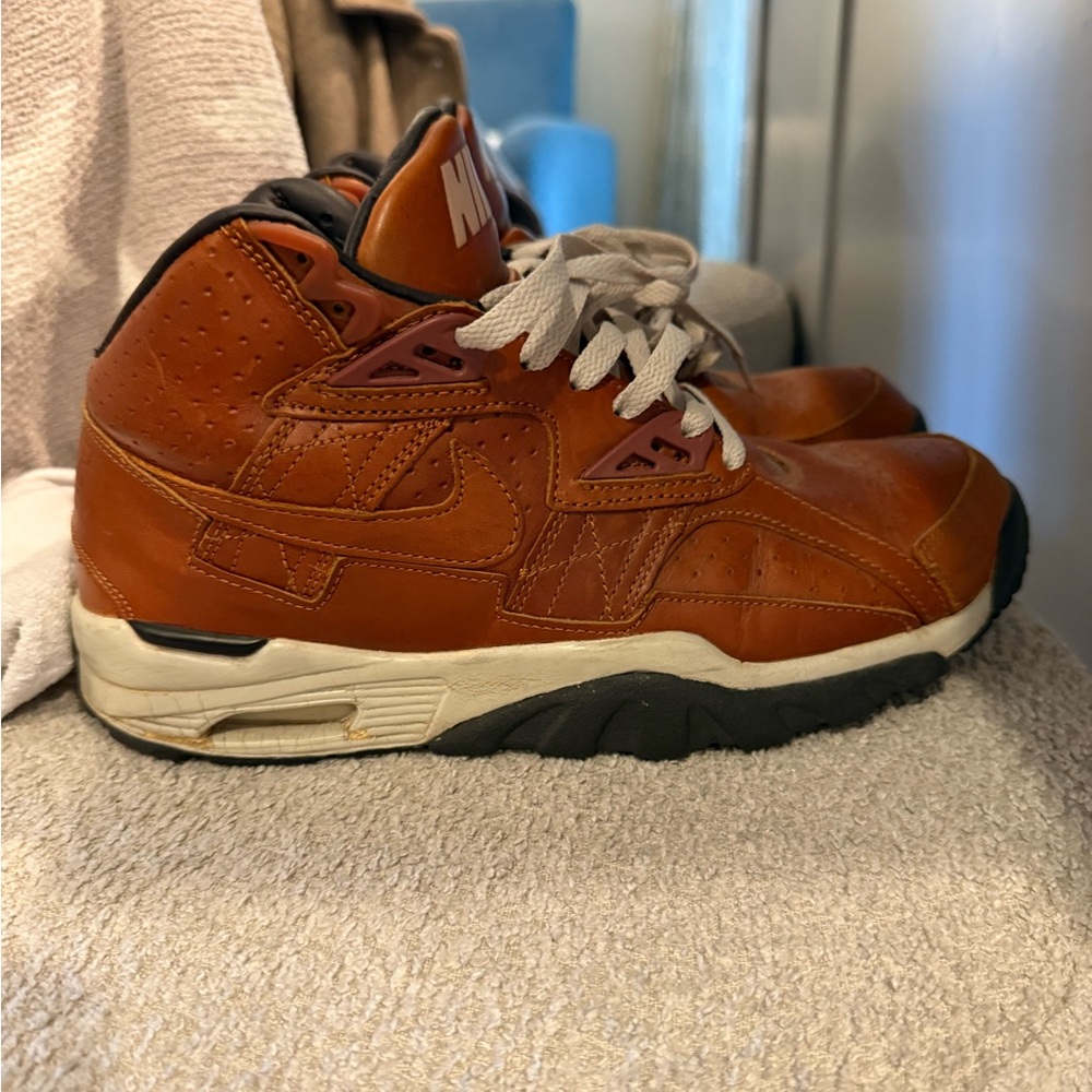 Nike Men's Jordan max leather dark Tan camel High-Top Sneakers sz 9